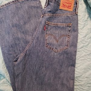 Woman's Levi jeans